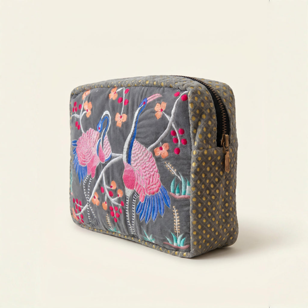 The River Luxe Pouch - Grey