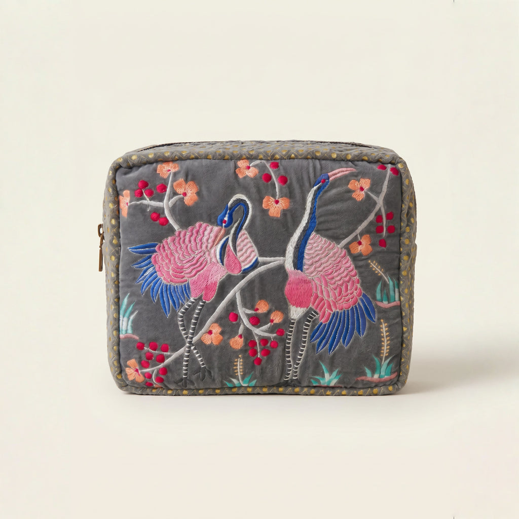 The River Luxe Pouch - Grey