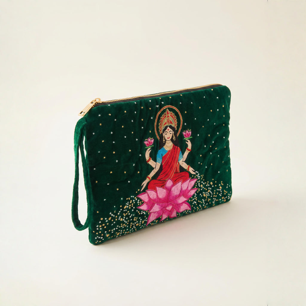 The Devi Pouch Green